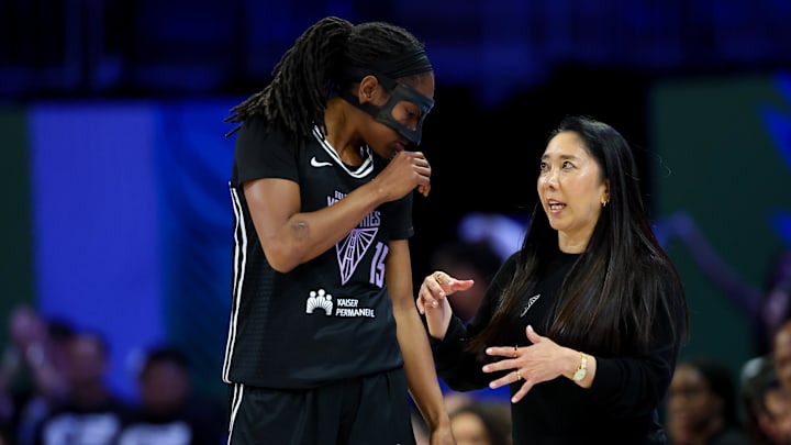 Golden State Valkyries head coach Natalie Nakase speaks with Golden State Valkyries guard Tiffany Hayes (15) during the second half against the Dallas Wings at College Park Center. Golden State Valkyries head coach Natalie Nakase speaks with Golden State Valkyries guard Tiffany Hayes (15) during the second half against the Dallas Wings at College Park Center.