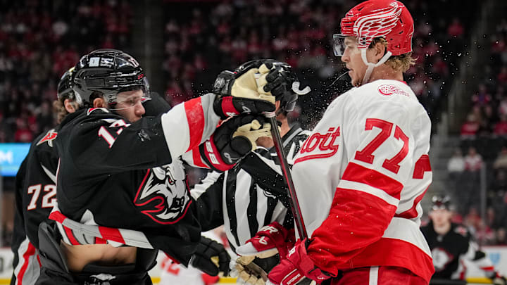 Buffalo Sabres v Detroit Red Wings