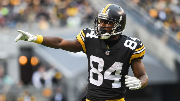 Oct 28, 2018; Pittsburgh, PA, USA; Pittsburgh Steelers wide receiver Antonio Brown (84) in action during the game between the Pittsburgh Steelers and the Cleveland Browns at Heinz Field. Mandatory Credit: Jeffrey Becker-USA TODAY Sports