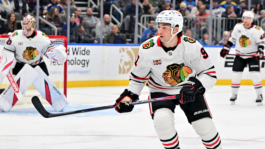 NHL: DEC 12 Blackhawks at Blues