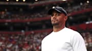 Cheftrainer Vincent Kompany steckt viel Vertrauen in einen Top-Neuzugang der Bayern