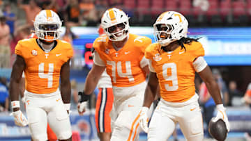 Tennessee running back Star Thomas (9) celebrates in the end zone during the Aflac Kickoff Game between the Volunteers and Syracuse held at Mercedes-Benz Stadium in Atlanta, Ga., on August 30, 2025.