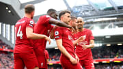Os Reds derrotaram os Spurs neste domingo em um duelo eletrizante