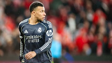 Kylian Mbappé a inscrit un doublé contre le Benfica Lisbonne.
