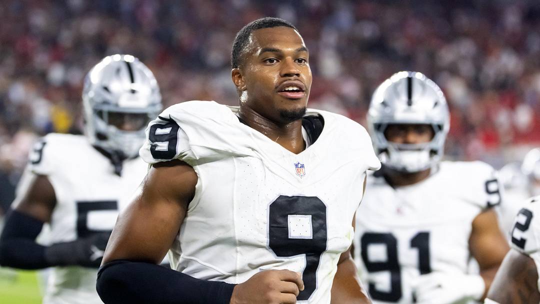 Aug 23, 2025; Glendale, Arizona, USA; Las Vegas Raiders defensive end Tyree Wilson (9) against the Arizona Cardinals during a preseason NFL game at State Farm Stadium. Mandatory Credit: Mark J. Rebilas-Imagn Images