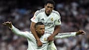 Jude Bellingham e Mbappe são representantes do Real Madrid na seleção ideal da UEFA