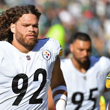 Oct 30, 2022; Philadelphia, Pennsylvania, USA; Pittsburgh Steelers defensive end Isaiahh Loudermilk (92) runs off the field at half-time against the Philadelphia Eagles at Lincoln Financial Field. Mandatory Credit: Eric Hartline-Imagn Images