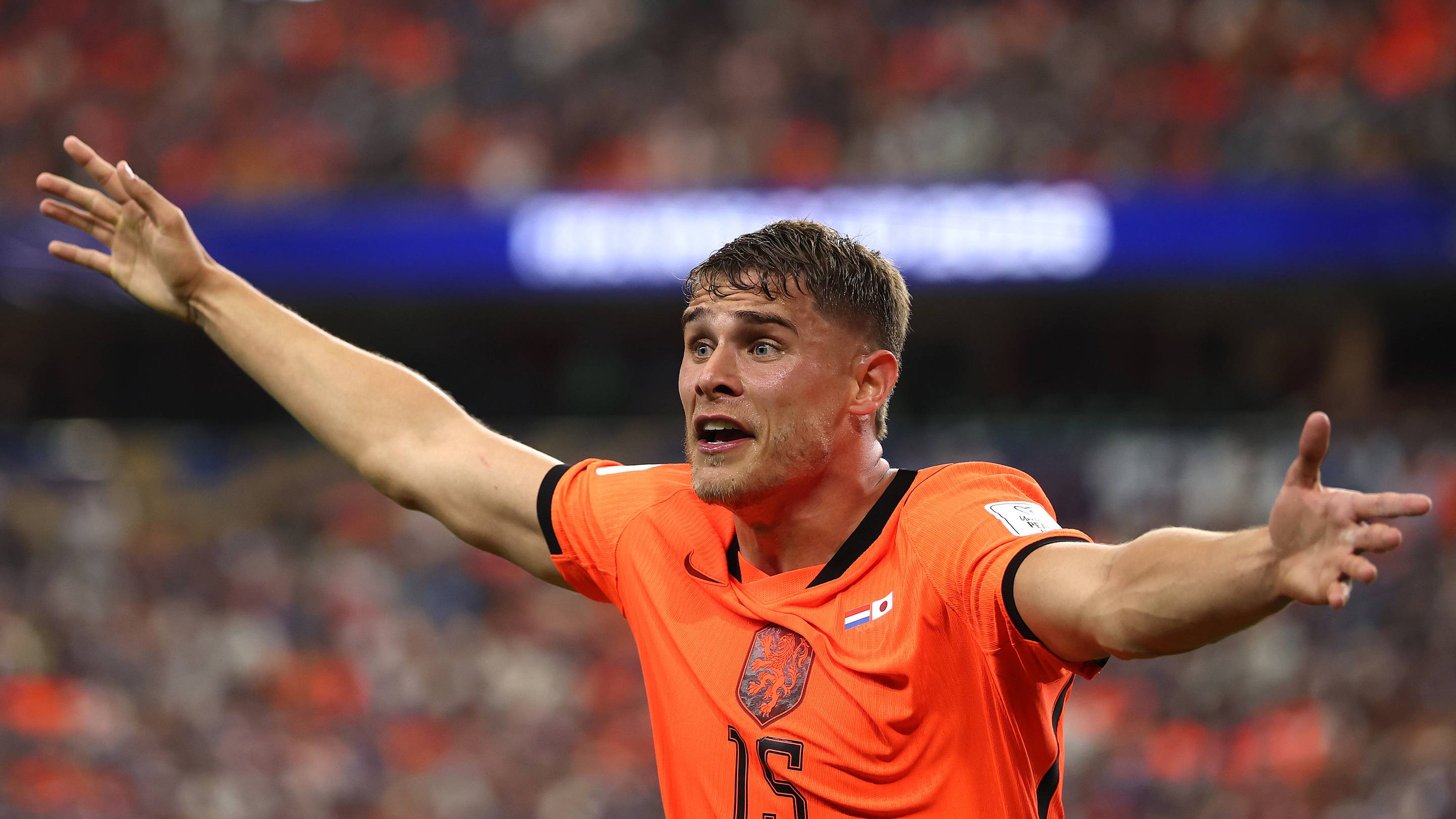 Tottenham fans will love what Fabrizio Romano just said about Micky van de Ven