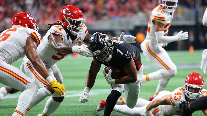 Kansas City Chiefs v Atlanta Falcons