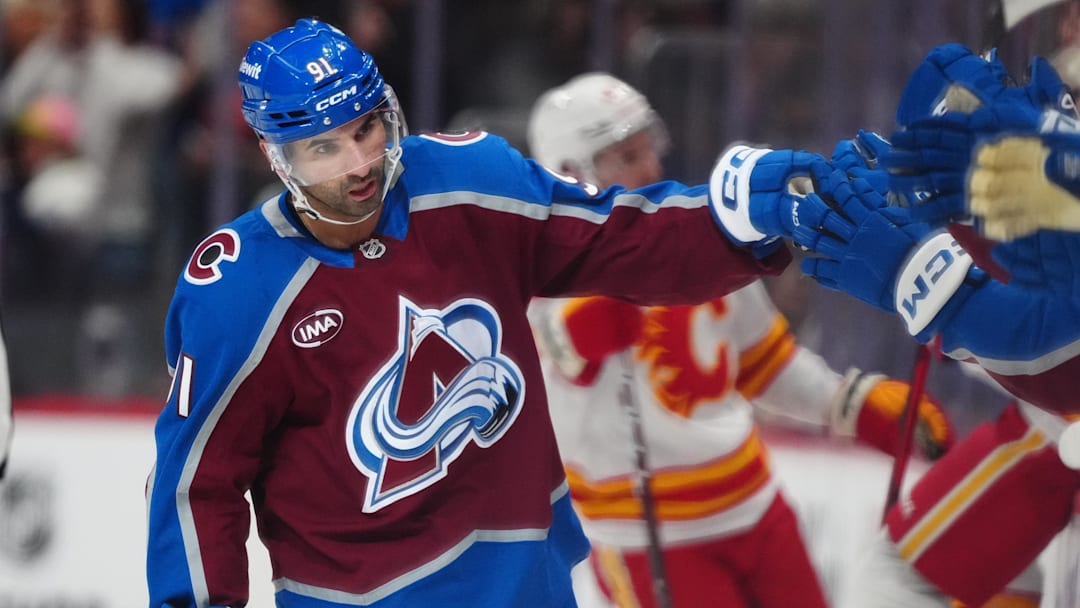 Colorado Avalanche center Nazem Kadri (91)
