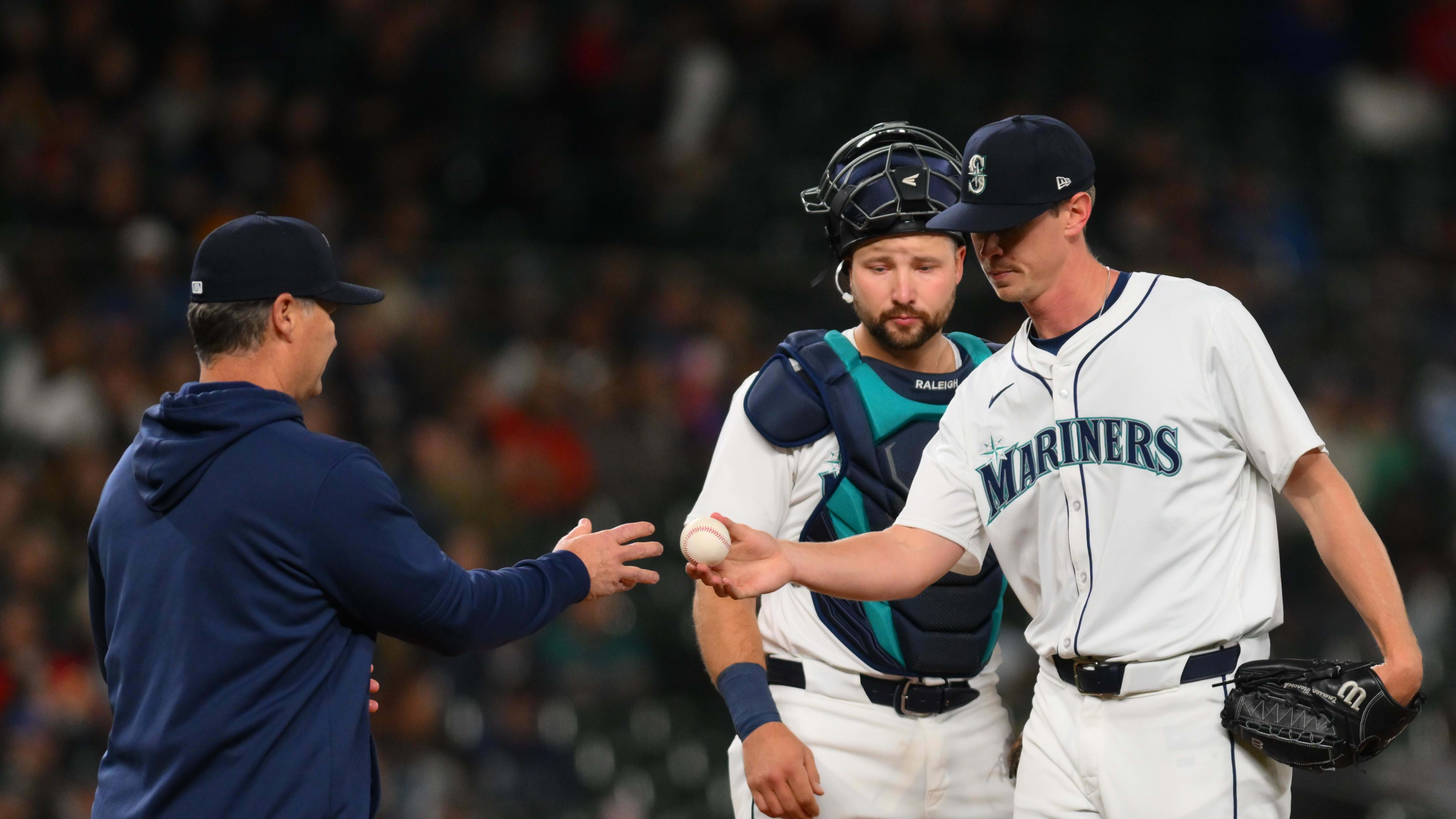 Seattle Mariners' Rookie Makes Funny and Odd AL History with First Career  Win