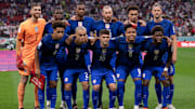 Estados Unidos suma dos empates en la Copa del Mundo y se juega todo ante Irán.