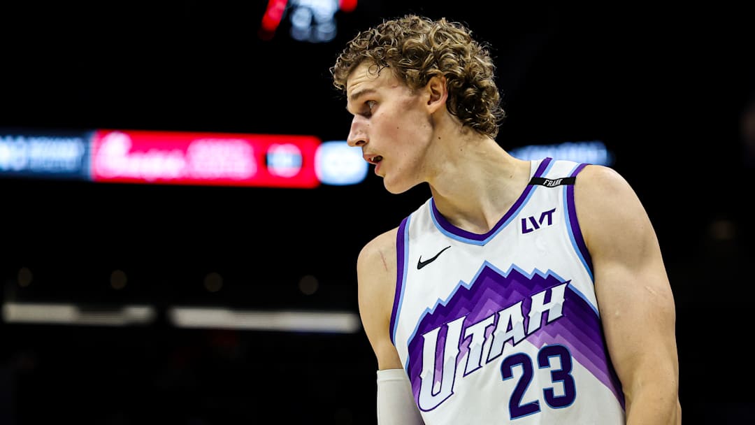 Utah Jazz v Charlotte Hornets