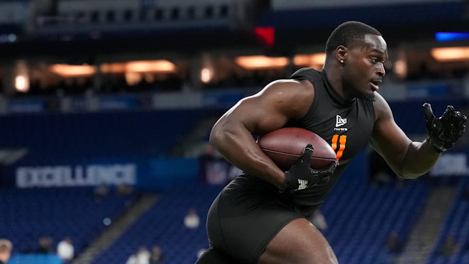 Notre Dame running back Jeremiyah Love