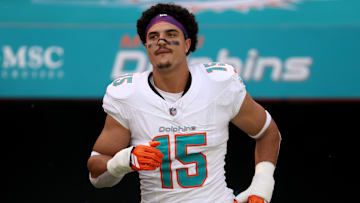 Los Angeles Chargers v Miami Dolphins - NFL 2025