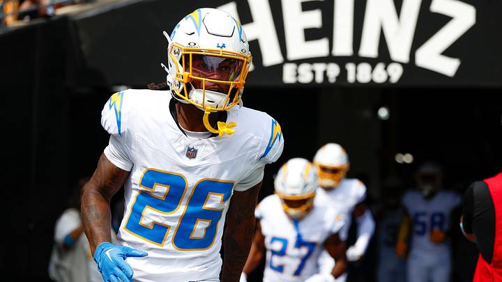 Cornerback Asante Samuel Jr. jogs on to the field