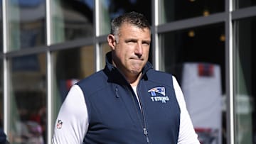 New England Patriots head coach Mike Vrabel