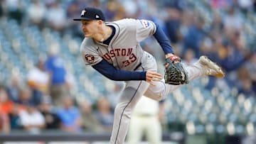 Houston Astros v Milwaukee Brewers