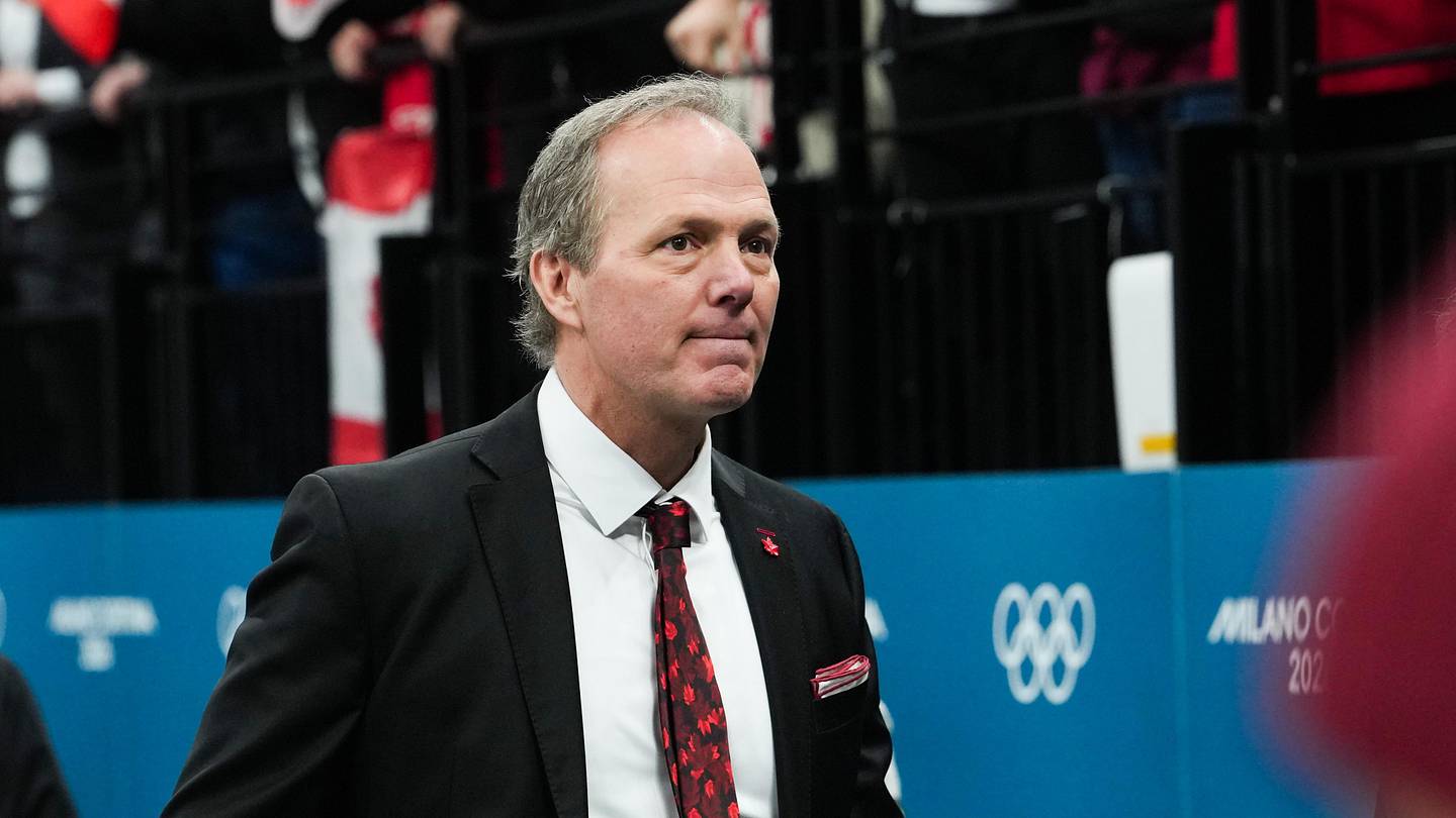 Tampa Bay Lightning Acquire Forward Jack Bridham from Blackhawks