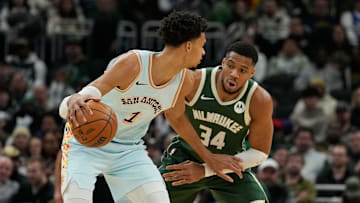 San Antonio Spurs v Milwaukee Bucks