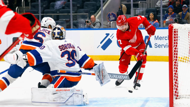 Detroit Red Wings v New York Islanders