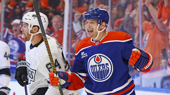 Edmonton Oilers forward Zach Hyman (18) celebrates a goal scored by forward Ryan Nugent-Hopkins (93)