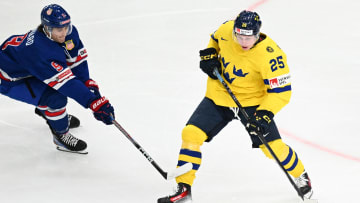 IHOCKEY-JUNIOR-USA-SWE