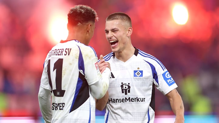 Der Hamburger SV ist endlich wieder in der Bundesliga Der Hamburger SV ist endlich wieder in der Bundesliga