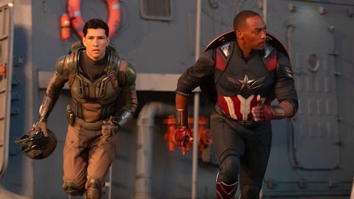 (L-R) The Falcon/Joaquin Torres (Danny Ramirez) and Captain America/Sam Wilson (Anthony Mackie) in Marvel Studios' CAPTAIN AMERICA: BRAVE NEW WORLD. Photo by Eli Adé. © 2024 MARVEL.