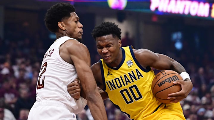 The Indiana Pacers lead the Cleveland Cavaliers 1-0 in the Eastern Conference semifinals tilt.
