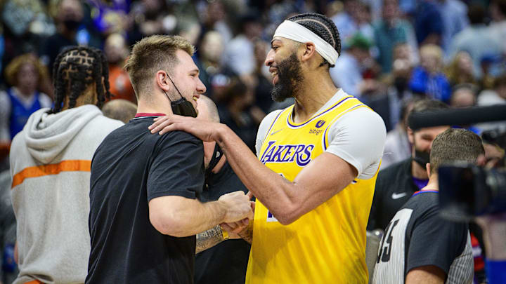 NBA Blockbuster Sends Luka to Lakers, Anthony Davis to Mavs: Fantasy  Basketball