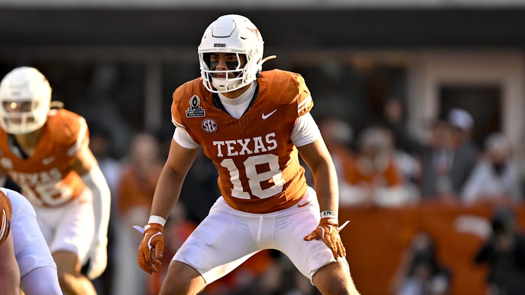 Texas Longhorns linebacker Liona Lefau (18) in action during the game between the Texas Longhorns and the Clemson Tigers in the CFP National Playoff First Round at Darrell K Royal-Texas Memorial Stadium. 