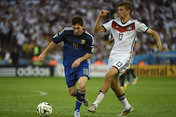 Lionel Messi - Thomas Muller