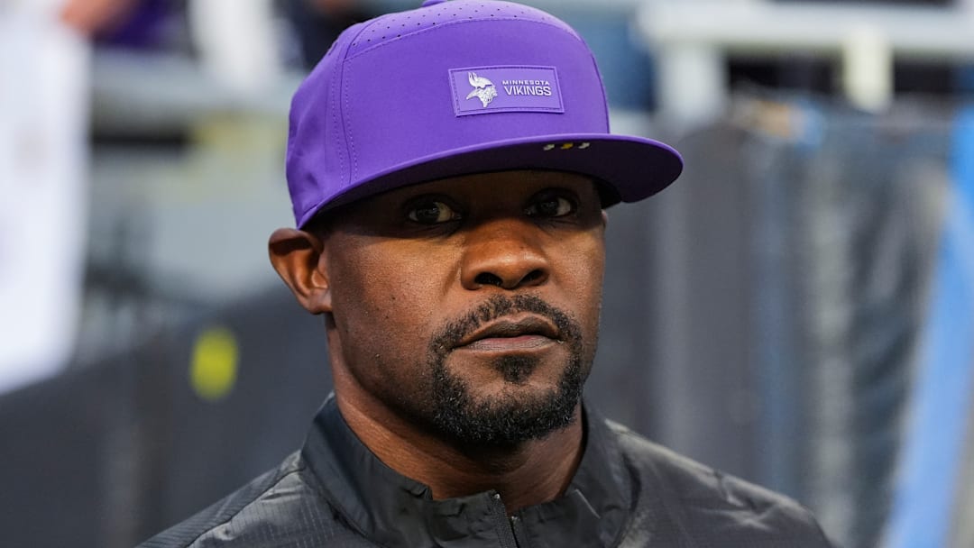 Minnesota Vikings defensive coordinator Brian Flores