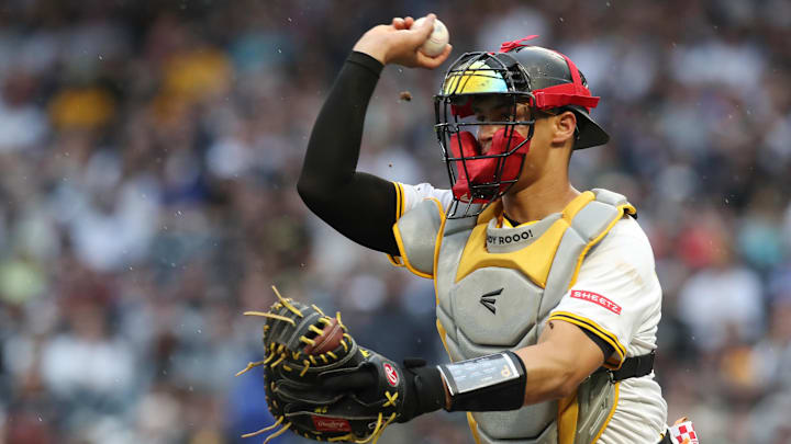 Apr 5, 2025; Pittsburgh, Pennsylvania, USA; Pittsburgh Pirates catcher Endy Rodriguez (5) chases New York Yankees second baseman Jazz Chisholm Jr. (not pictured) in a fielders choice run down during the seventh inning at PNC Park. Mandatory Credit: Charles LeClaire-Imagn Images Apr 5, 2025; Pittsburgh, Pennsylvania, USA; Pittsburgh Pirates catcher Endy Rodriguez (5) chases New York Yankees second baseman Jazz Chisholm Jr. (not pictured) in a fielders choice run down during the seventh inning at PNC Park. Mandatory Credit: Charles LeClaire-Imagn Images