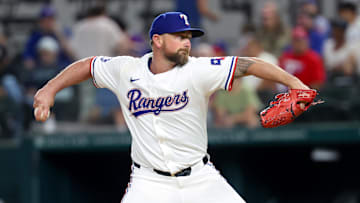 Free agent relief pitcher Kirby Yates