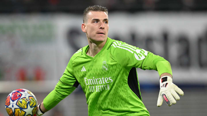 Andriy Lunin est sur le départ du Real.