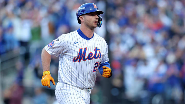 Oct 18, 2024; New York City, New York, USA; New York Mets first baseman Pete Alonso (20) rounds the bases after hitting a three run home run against the Los Angeles Dodgers during the first inning of game five of the NLCS during the 2024 MLB playoffs at Citi Field. Oct 18, 2024; New York City, New York, USA; New York Mets first baseman Pete Alonso (20) rounds the bases after hitting a three run home run against the Los Angeles Dodgers during the first inning of game five of the NLCS during the 2024 MLB playoffs at Citi Field.