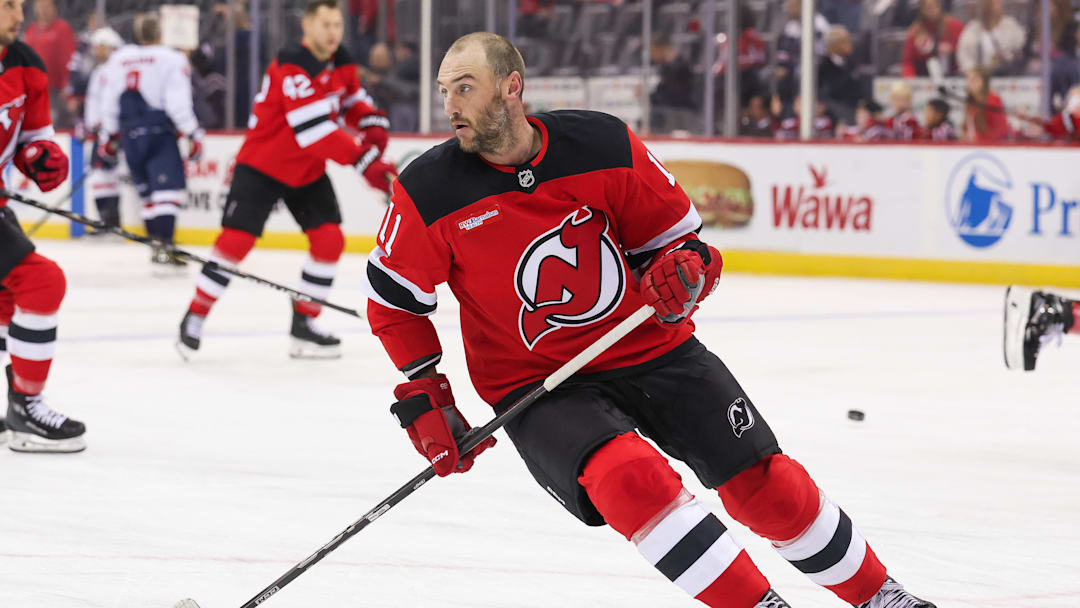 New Jersey Devils' forward Stefan Noesen (#11)