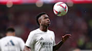 Real Madrid entra em campo diante do Lille nesta quarta-feira (2)