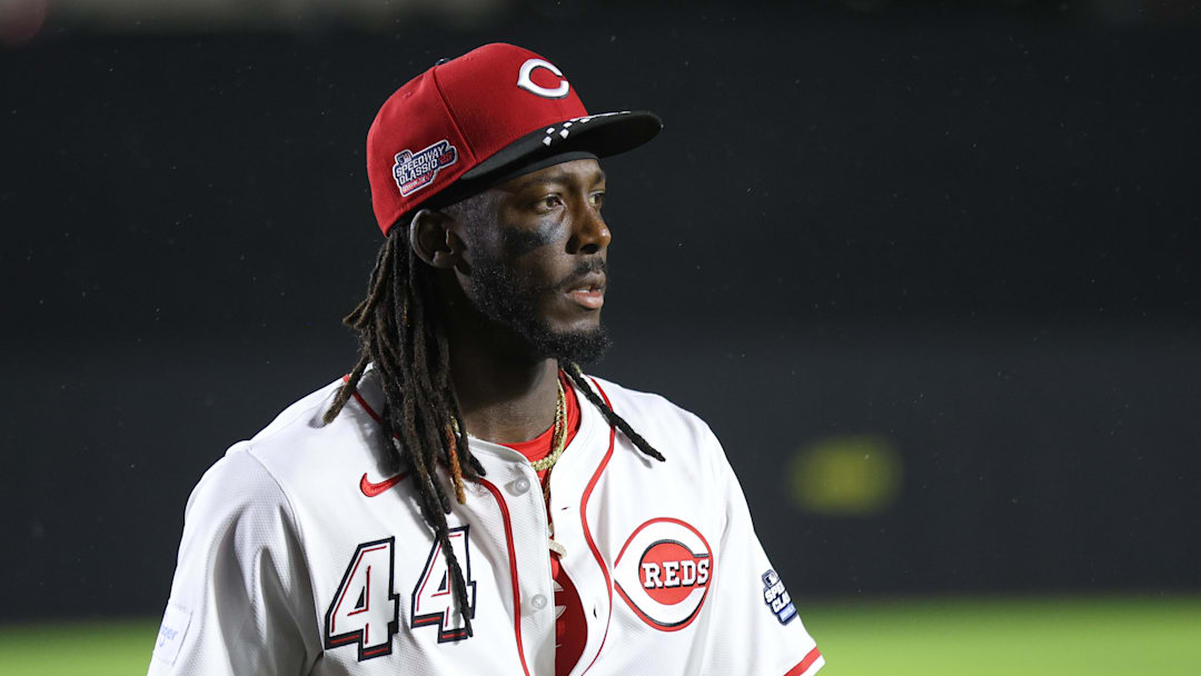 Aug 2, 2025; Bristol, Tennessee, USA; Cincinnati Reds shortstop Elly De La Cruz (44) looks on prior to the Speedway Classic game against the Atlanta Braves at Bristol Motor Speedway. Mandatory Credit: Randy Sartin-Imagn Images Aug 2, 2025; Bristol, Tennessee, USA; Cincinnati Reds shortstop Elly De La Cruz (44) looks on prior to the Speedway Classic game against the Atlanta Braves at Bristol Motor Speedway. Mandatory Credit: Randy Sartin-Imagn Images