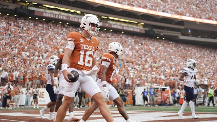 Sep 14, 2024; Austin, Texas, USA; Texas Longhorns quarterback Arch Manning (16) reacts after scoring a touchdown during the first half against the Texas-San Antonio Roadrunners at Darrell K Royal-Texas Memorial Stadium. Mandatory Credit: Scott Wachter-Imagn Images Sep 14, 2024; Austin, Texas, USA; Texas Longhorns quarterback Arch Manning (16) reacts after scoring a touchdown during the first half against the Texas-San Antonio Roadrunners at Darrell K Royal-Texas Memorial Stadium. Mandatory Credit: Scott Wachter-Imagn Images