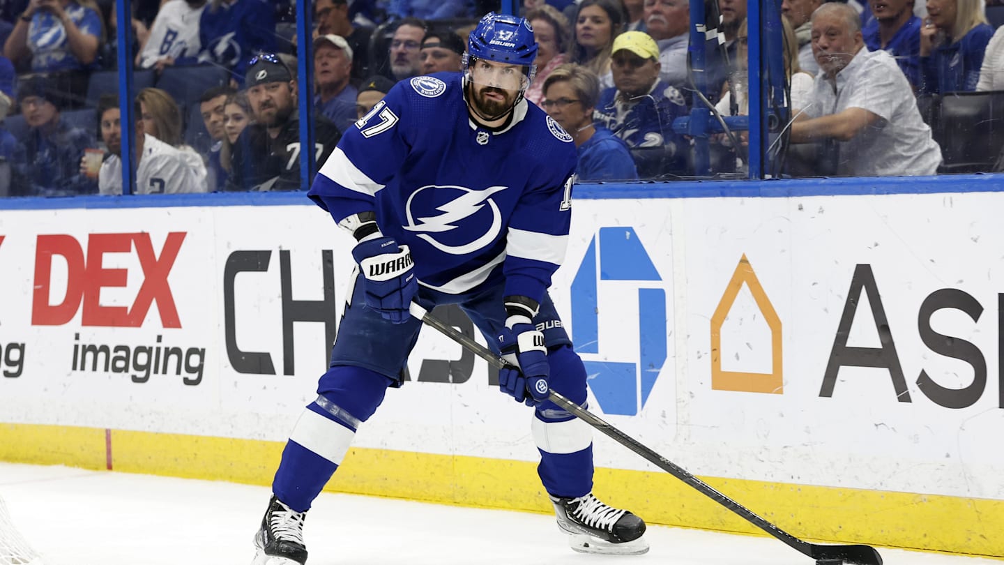 Lightning vs Red Wings Prediction, Betting Odds, Lines & Spread April 19