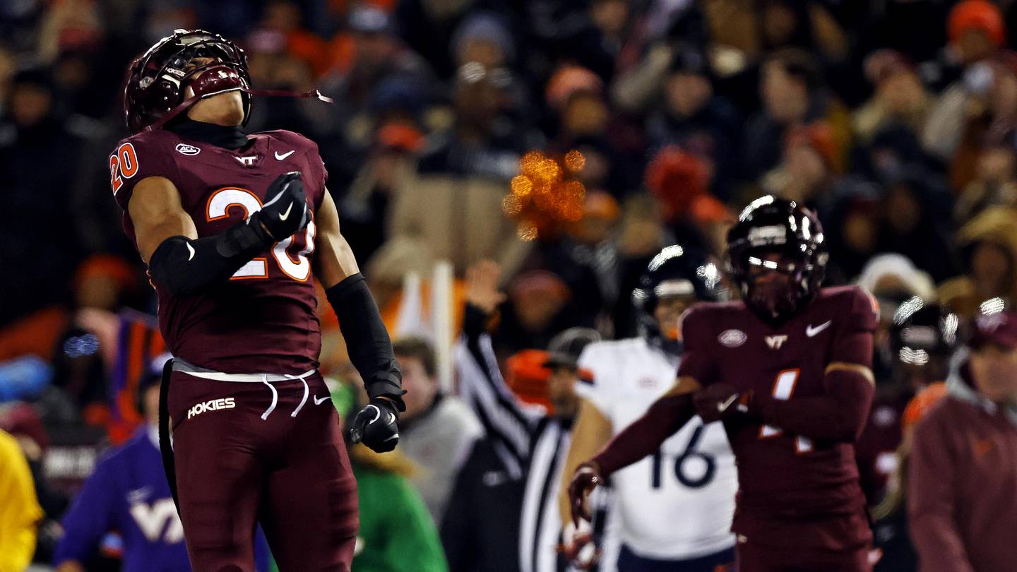 2025 Butkus Award Preseason Watchリストに名付けられたCaleb Woodson