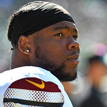 Oct 1, 2023; Philadelphia, Pennsylvania, USA; Washington Commanders defensive tackle Daron Payne (94) on the field against the Philadelphia Eagles at Lincoln Financial Field. Mandatory Credit: Eric Hartline-Imagn Images