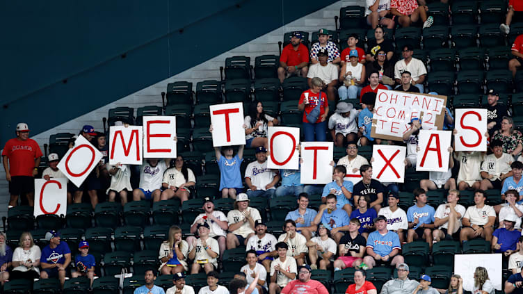 Los Angeles Angels v Texas Rangers