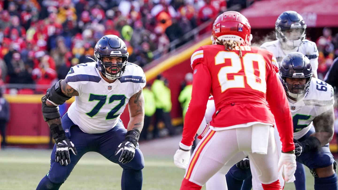 Seattle Seahawks’ RT Situation Murky After Latest Abraham Lucas Update