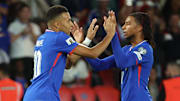 K. Mbappé et M. Olise - équipe de France