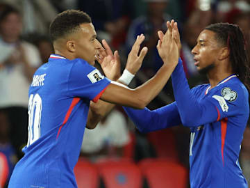 K. Mbappé et M. Olise - équipe de France