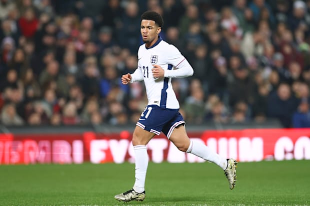 Ethan Nwaneri in action for England U21.